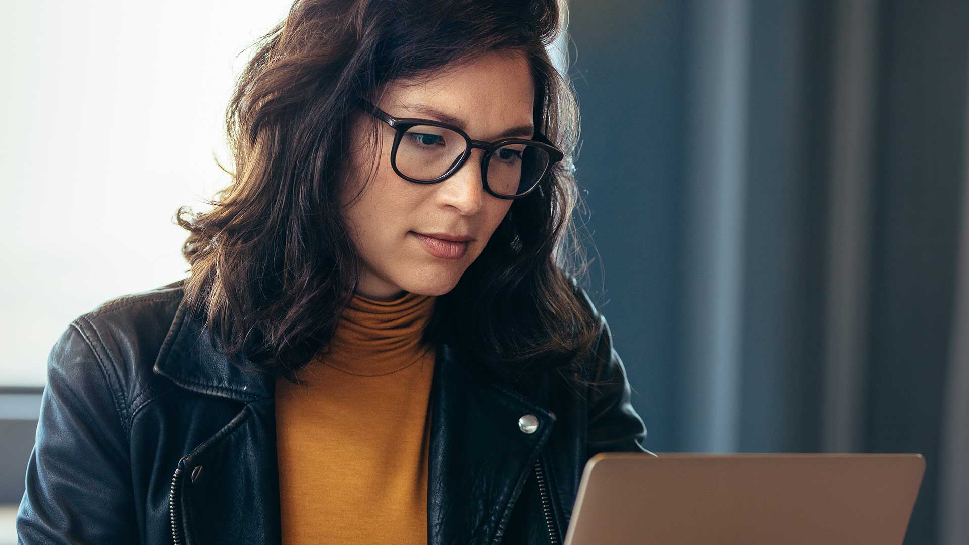 A woman with glasses